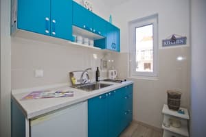 thumbnail: Private kitchenette
