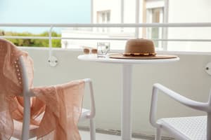thumbnail: Balcony view