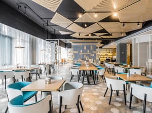 thumbnail: Restaurant