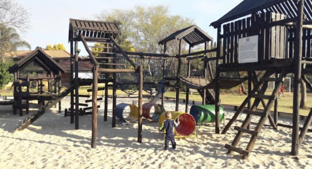Children's play area - outdoor
