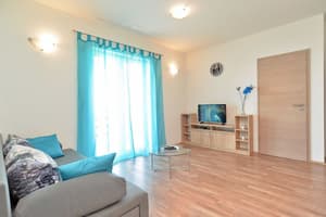 thumbnail: Living room