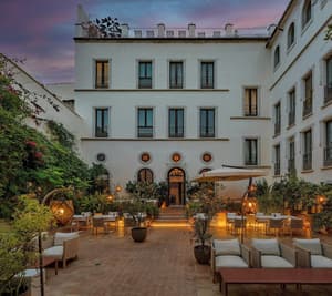 thumbnail: Courtyard view