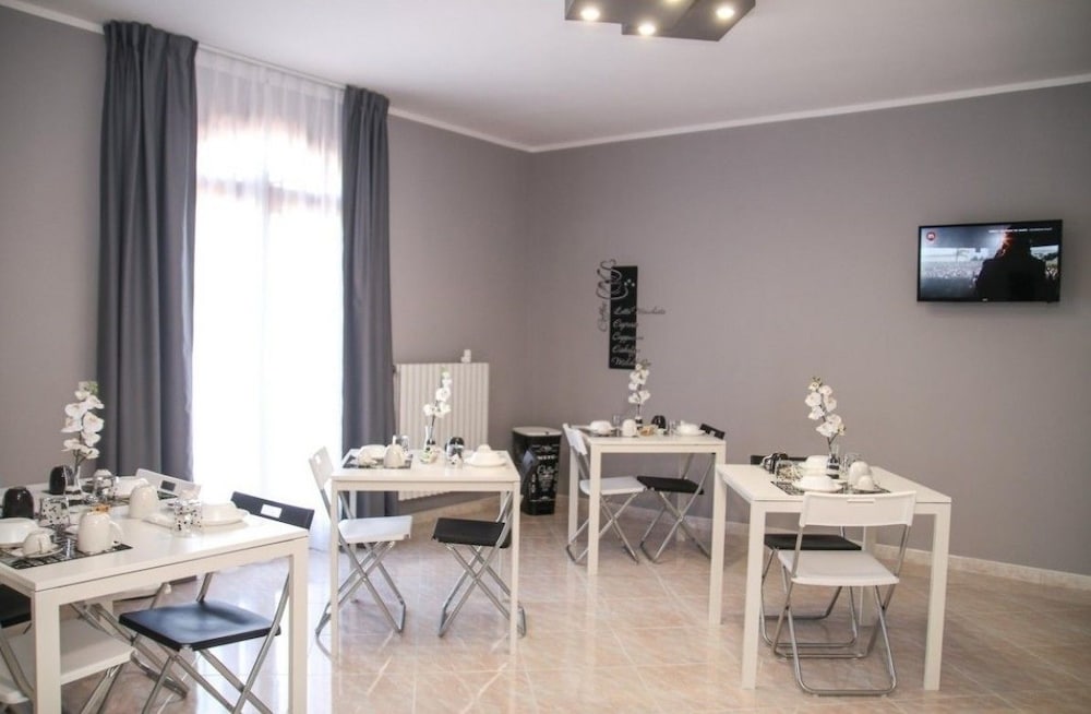 Restaurant-cafeteria