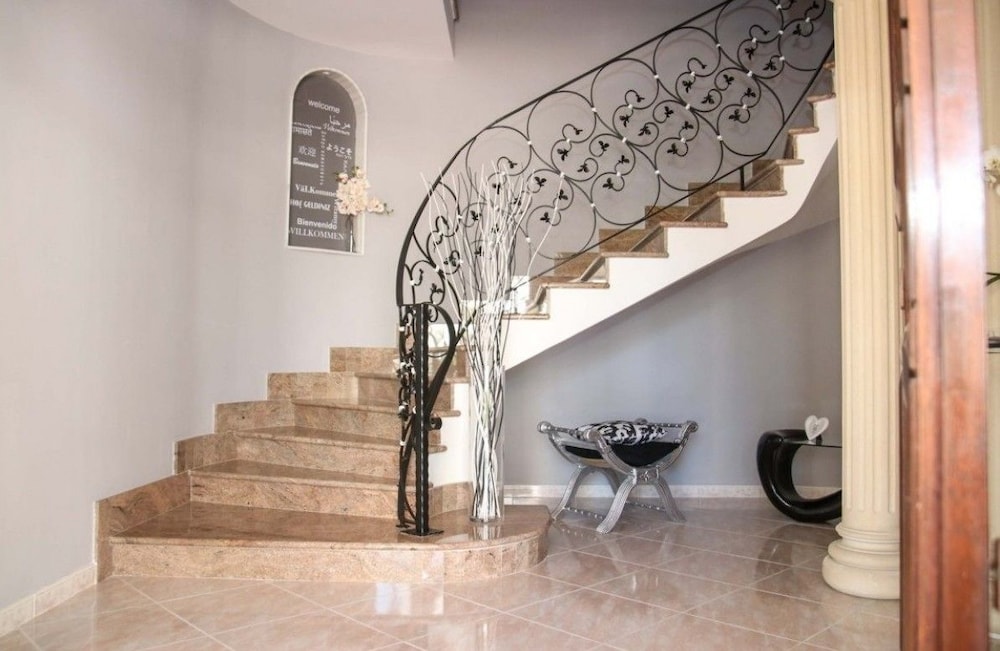 Restaurant-cafeteria