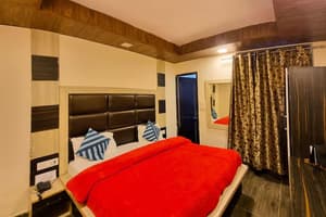 thumbnail: Room