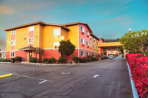 thumbnail: Exterior