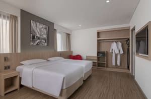 thumbnail: Room