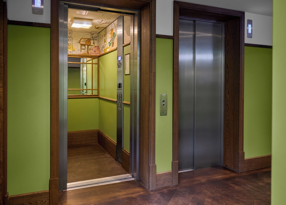 Elevator