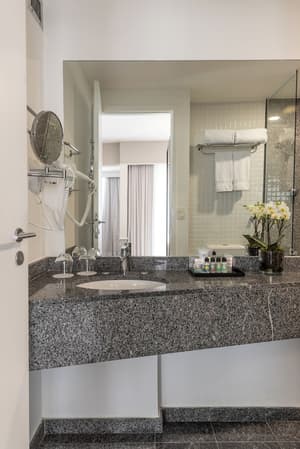 thumbnail: Bathroom