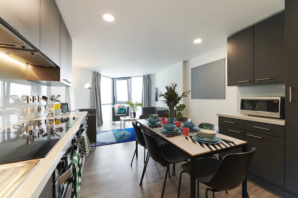 Shared kitchen facilities