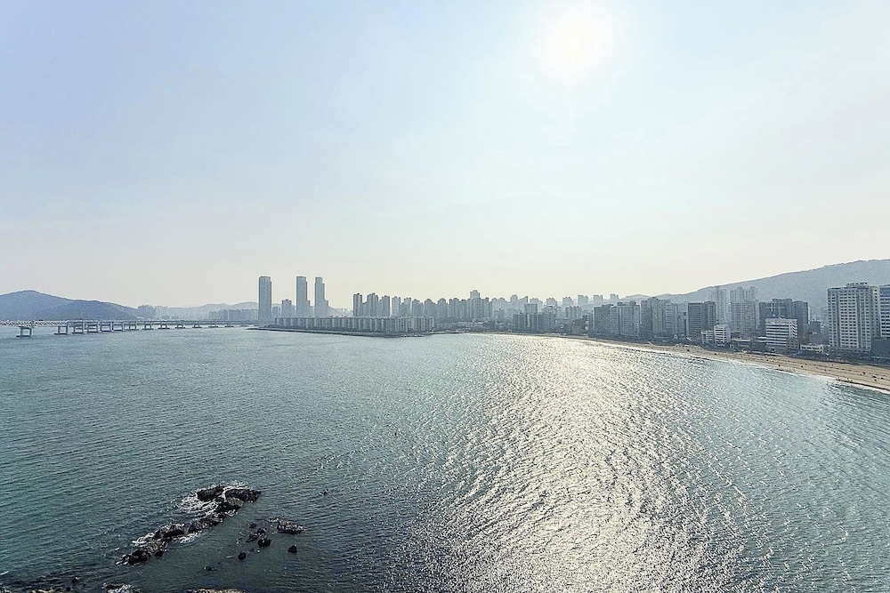 Beach/ocean view