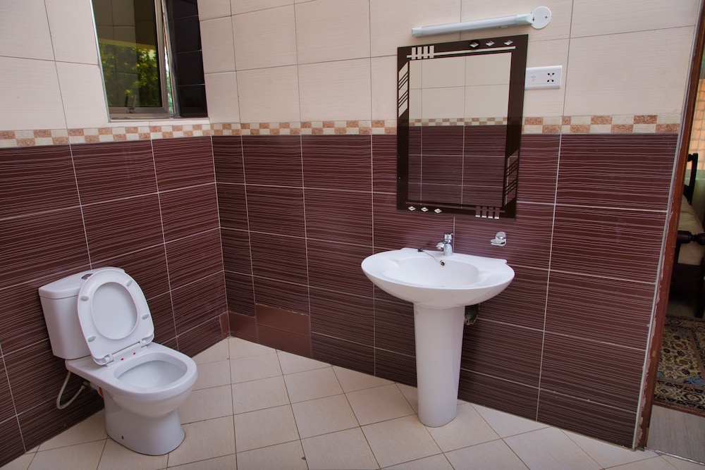 Bathroom sink