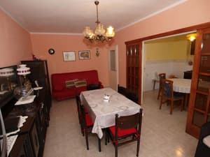 thumbnail: In-room dining