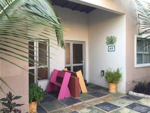 thumbnail: Exterior