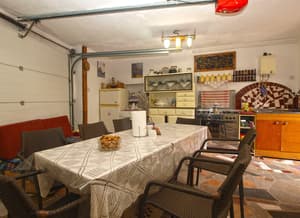 thumbnail: In-room dining