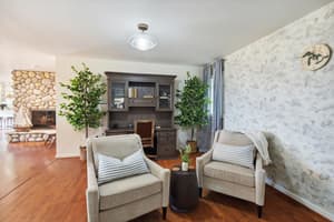 thumbnail: Living area