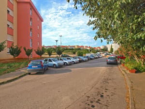 thumbnail: Parking