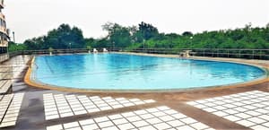 thumbnail: Pool