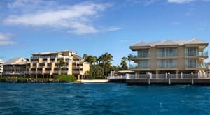 thumbnail: Exterior