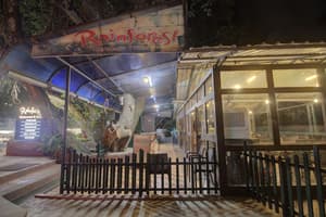 thumbnail: Restaurant