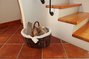 thumbnail: Interior detail