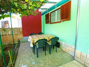 thumbnail: Terrace/patio