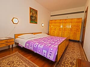 thumbnail: Interior