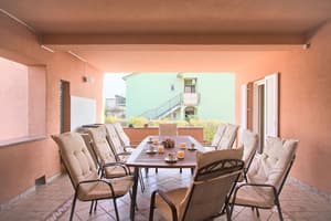 thumbnail: Terrace/patio