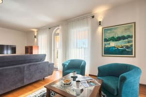 thumbnail: Living area