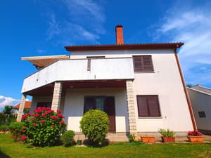 thumbnail: Exterior