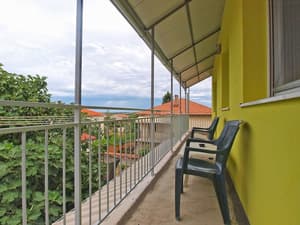 thumbnail: Balcony