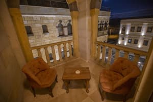 thumbnail: Balcony