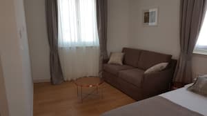 thumbnail: Breakfast area
