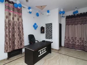thumbnail: Reception