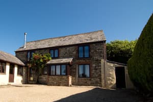 thumbnail: Exterior
