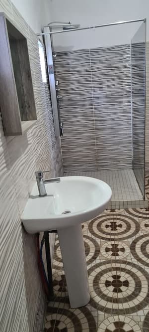 thumbnail: Bathroom