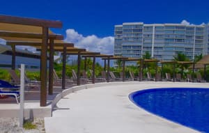 thumbnail: Sundeck