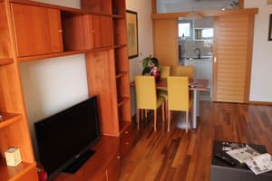 thumbnail: In-room dining