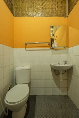 thumbnail: Bathroom