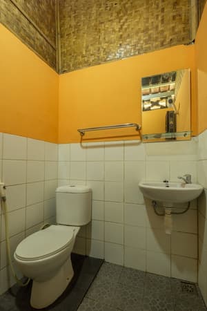 thumbnail: Bathroom