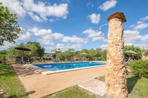 thumbnail: Outdoor pool