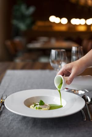 thumbnail: Restaurant