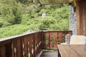 thumbnail: Balcony view
