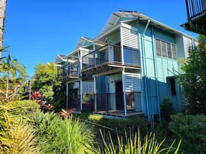 thumbnail: Exterior