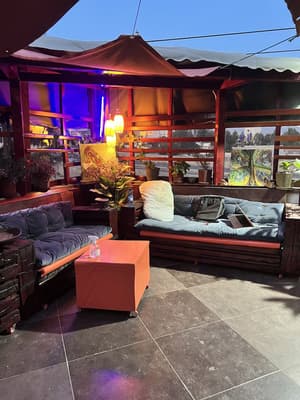 thumbnail: Terrace/patio