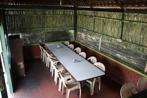 thumbnail: Outdoor dining