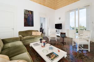 thumbnail: Living area