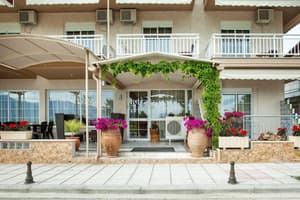 thumbnail: Exterior