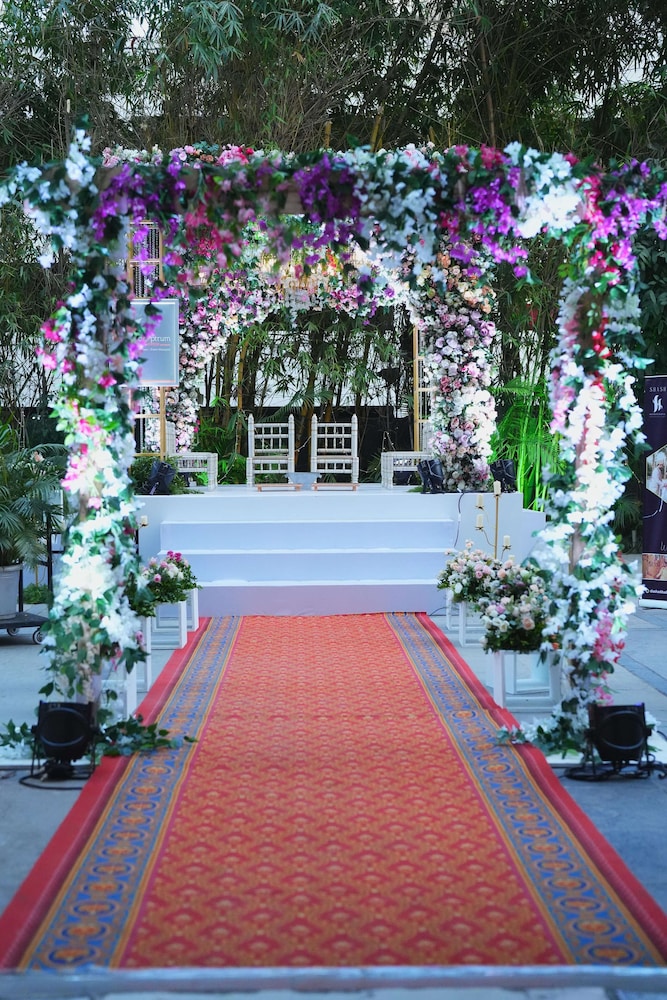Indoor wedding