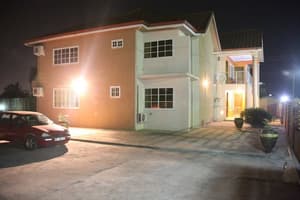 thumbnail: Front of property
